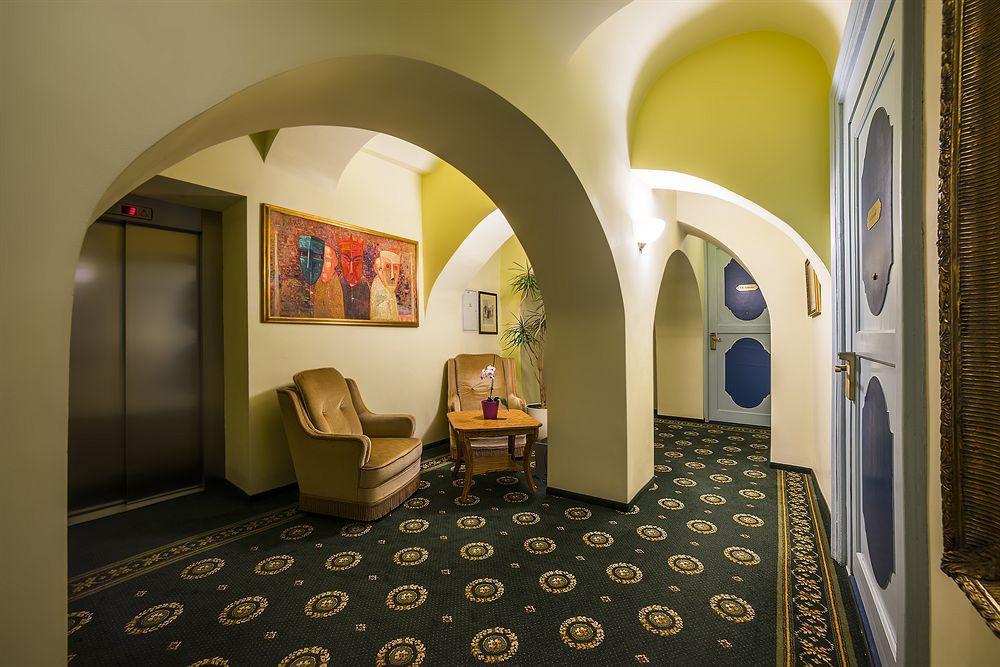Shakespeare Boutique Hotel 4*