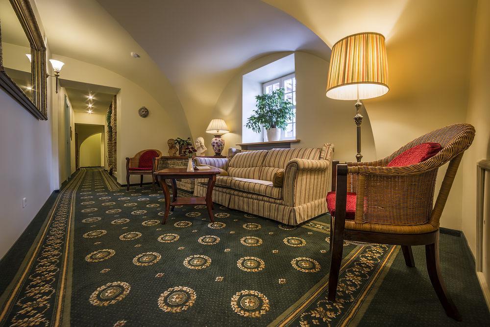 Shakespeare Boutique 4* VNO