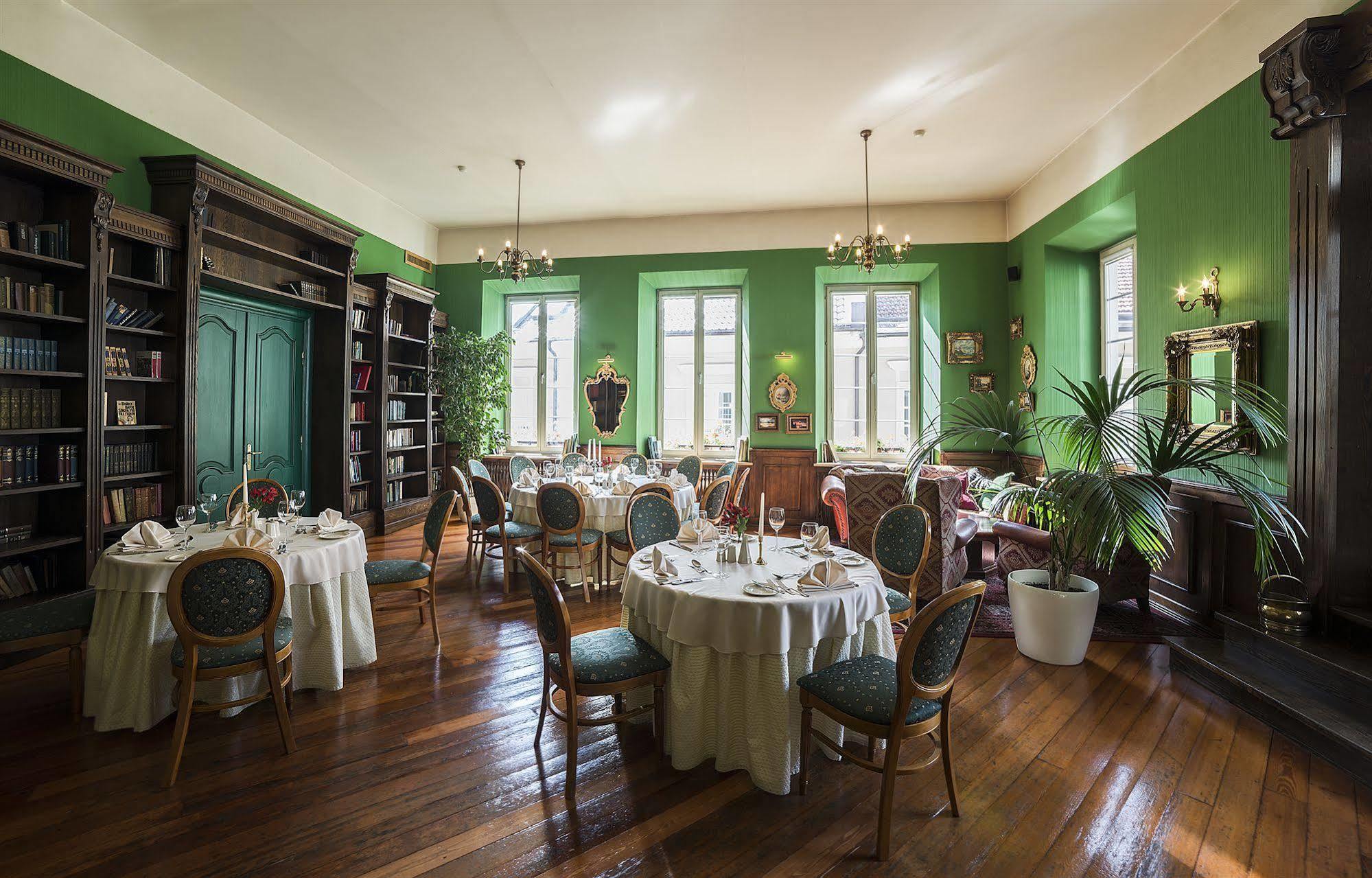 Shakespeare Boutique 4* VNO