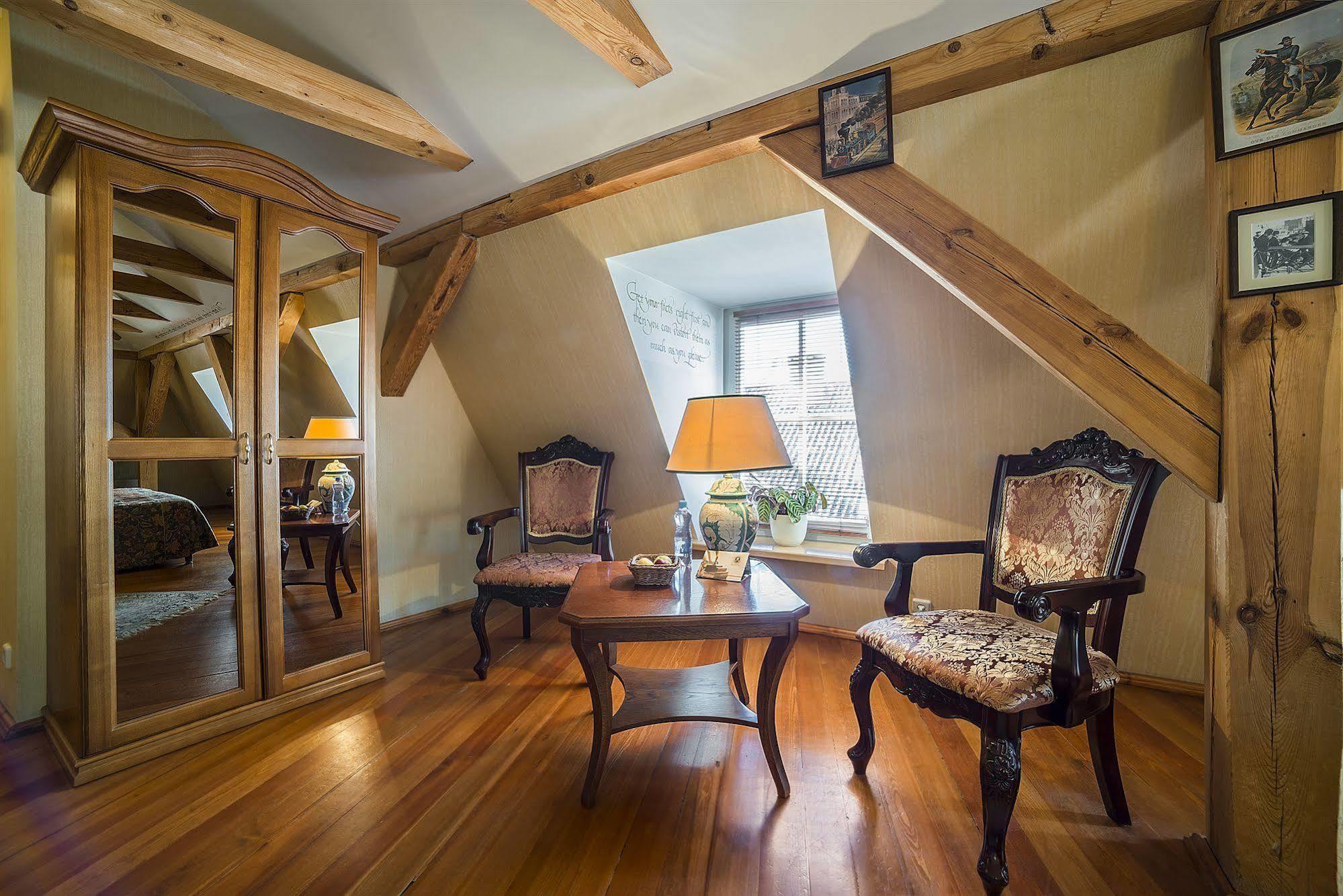 Shakespeare Boutique Hotel 4*